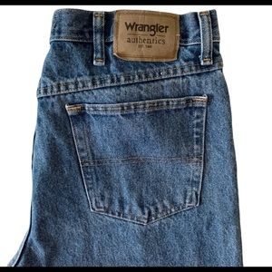 Wrangler Jeans Mens 36x30 Straight Blue Denim Faded Med. Wash Work
